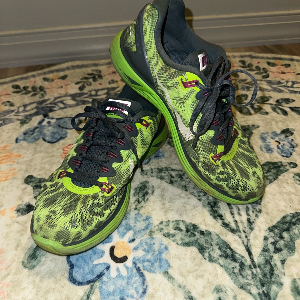 Nike Women’s Vibrant Green Athletic Shoes